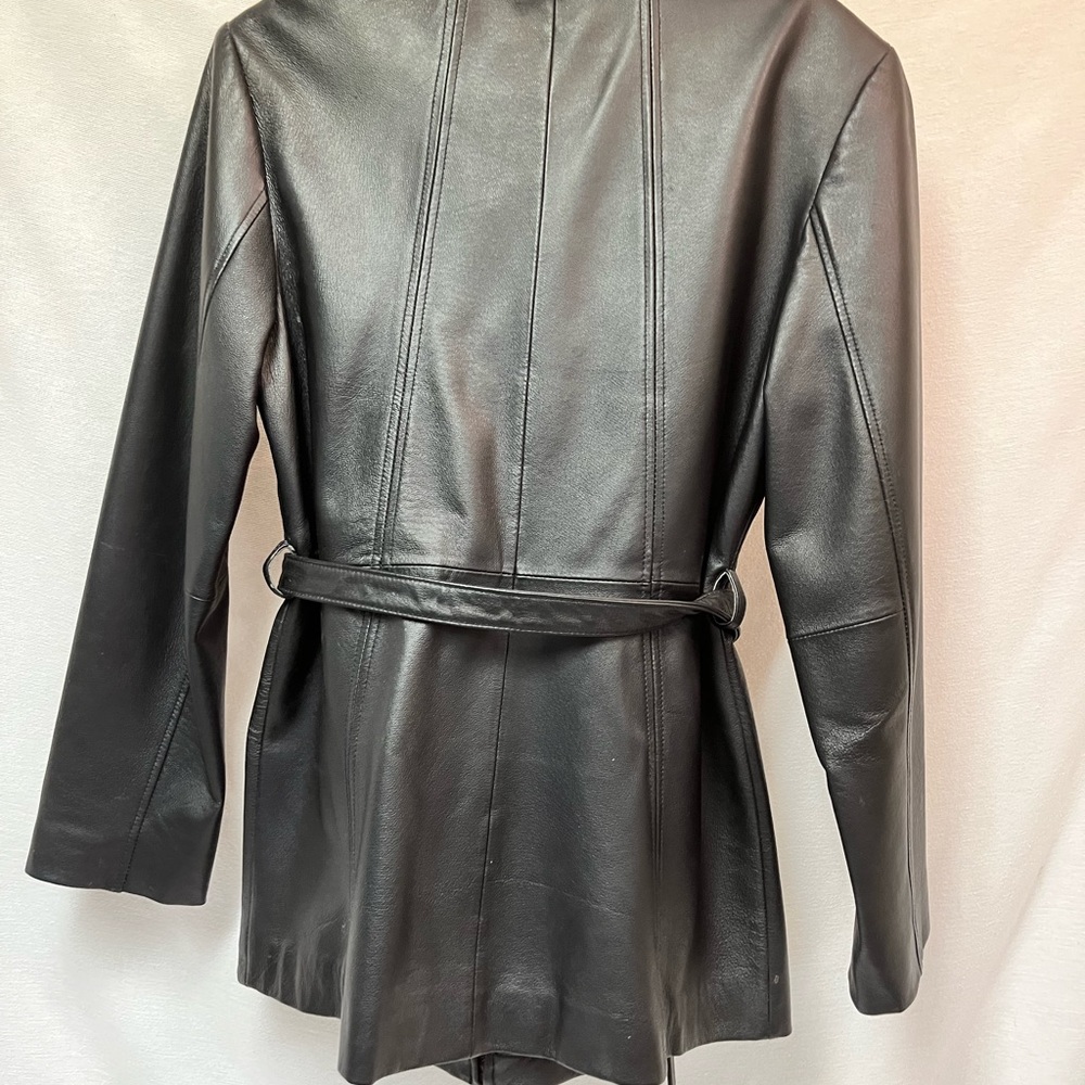 EUC women’s leather above the knee coat in medium #67 - Picture 2 of 4